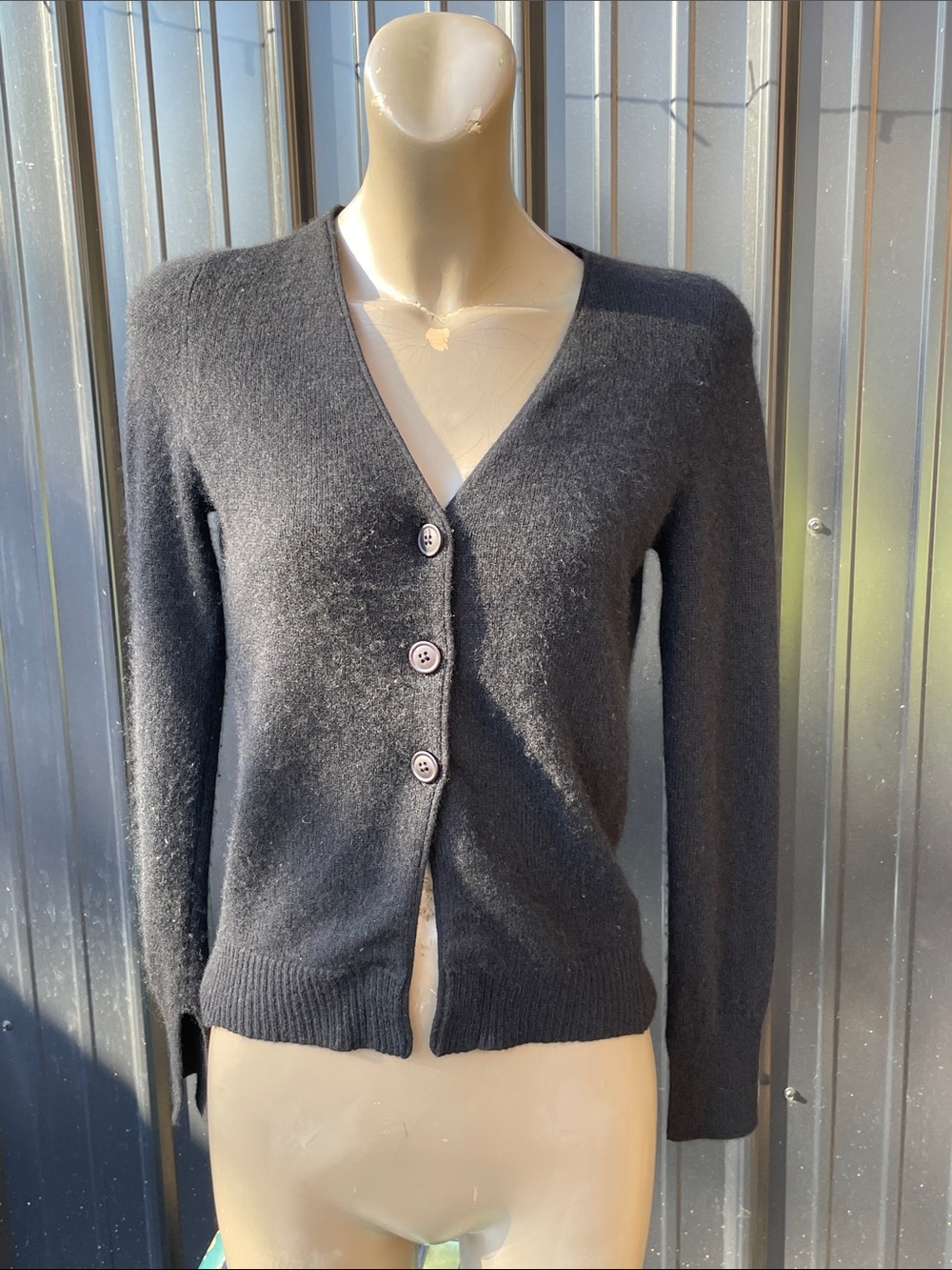 360 cashmere cardigan sweater